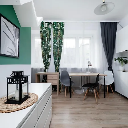 Manufaktura Urban Heart By Bookinghost * Łódź