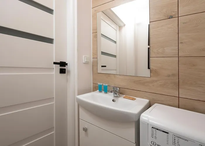 Manufaktura Urban Heart By Bookinghost * Лодзь