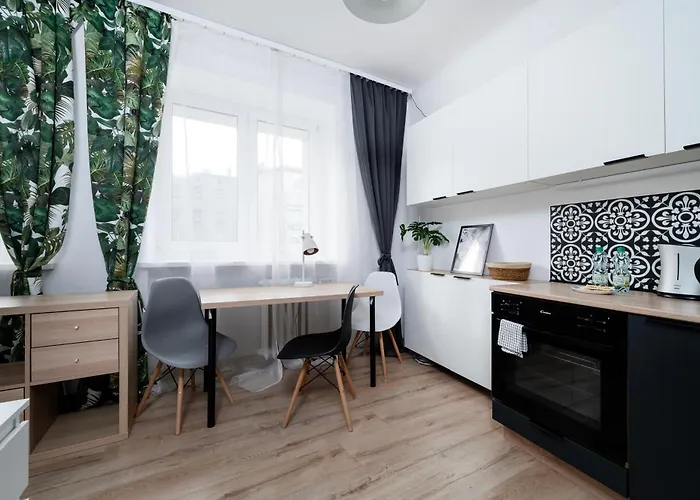 Manufaktura Urban Heart By Bookinghost *